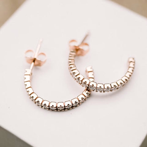 Stone Round Cut Diamond Hoop Earring