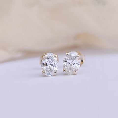 Amazeballs Oval Cut Diamond Stud Earring