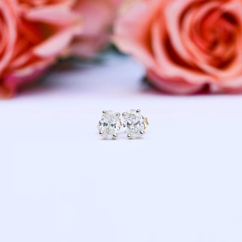 Amazeballs Oval Cut Diamond Stud Earring