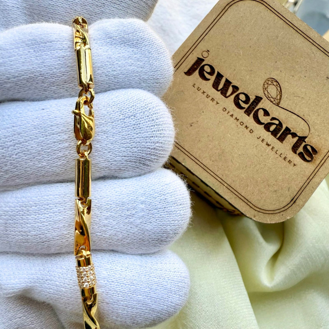 Glimmer Gold Moissanite Diamond Necklace