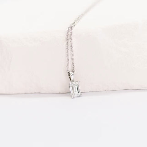 Exuberant Emerald Cut Diamond Necklace