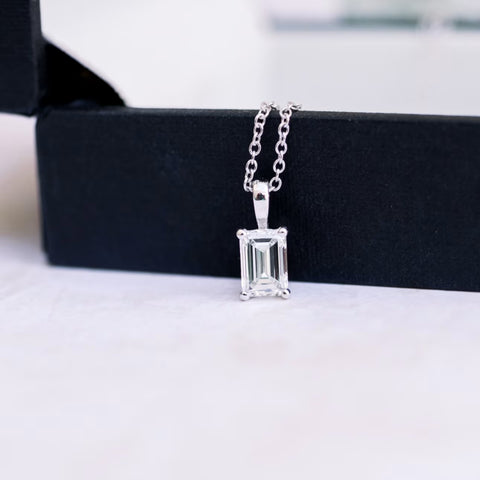 Exuberant Emerald Cut Diamond Necklace