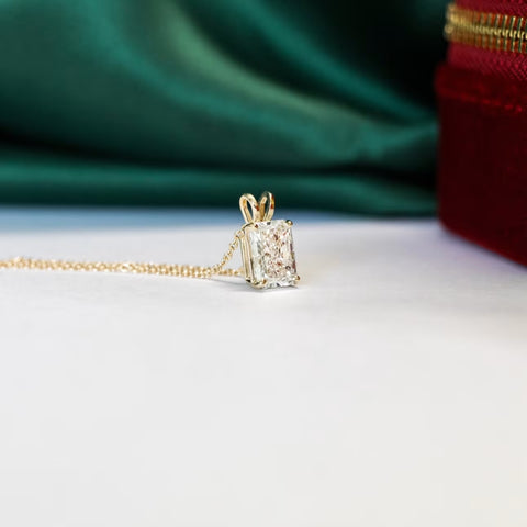 Breathtaking Radiant Cut Diamond Necklace