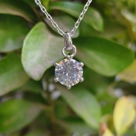 Mystic Round Cut Diamond Necklace