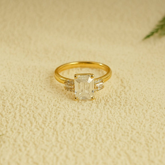 Sorverign Emerald Cut Diamond Wedding Ring