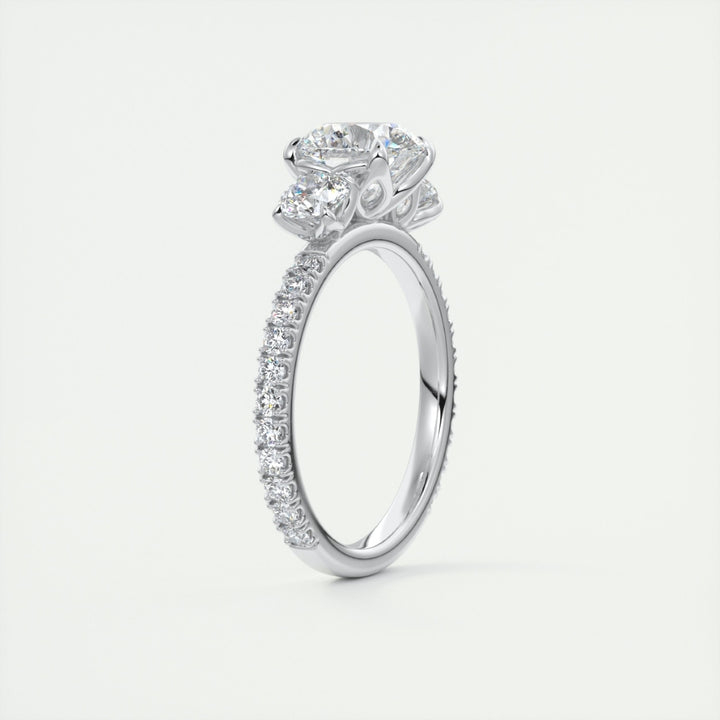 Lab Grown 2.89 CT Round Cut Diamond Avant Garde Anniversary Ring