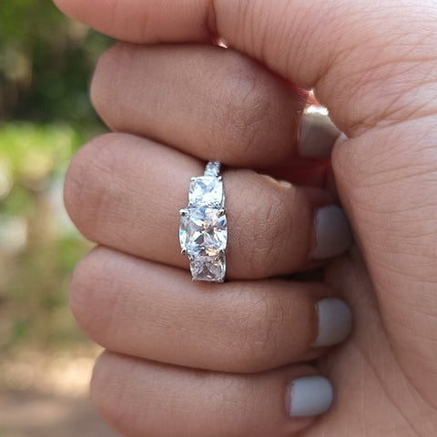 Presentable Cushion Cut Diamond Anniversary Ring