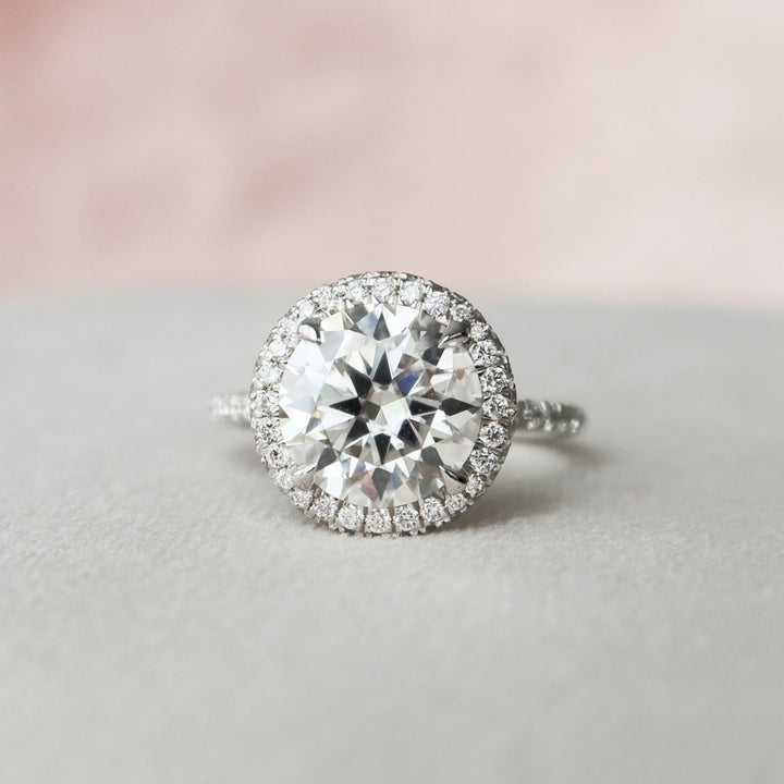 Timelessly Beautiful Muse Engagement Ring With 3.92 CT Round Cut Moissanite