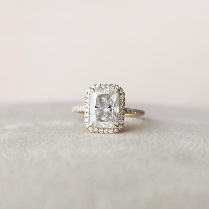 Dazzling Brilliance Radiant Cut 2.87 CT Moissanite Pave Setting Wedding Ring