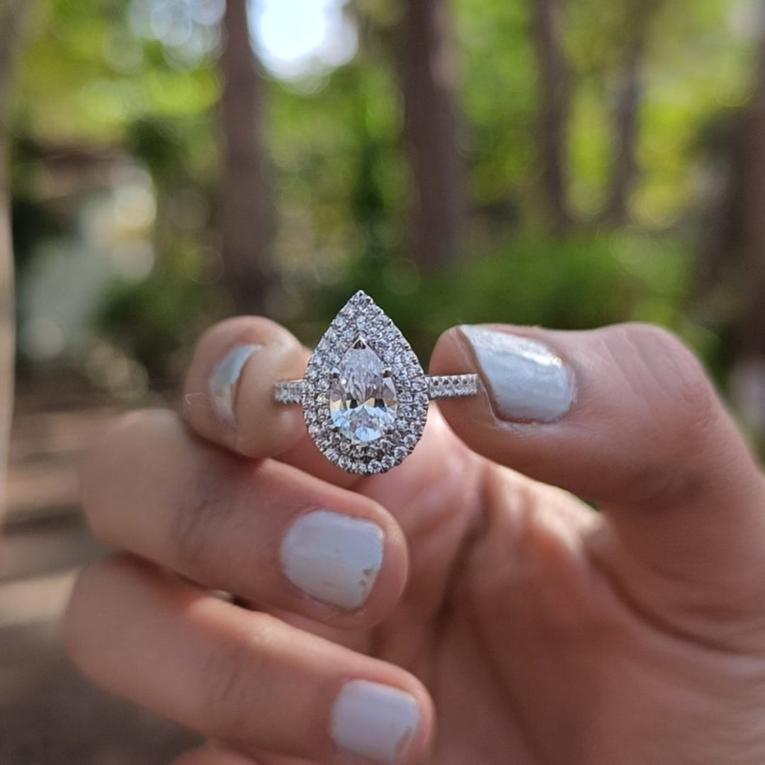 Beautiful Pear Cut Diamond Anniversary Ring