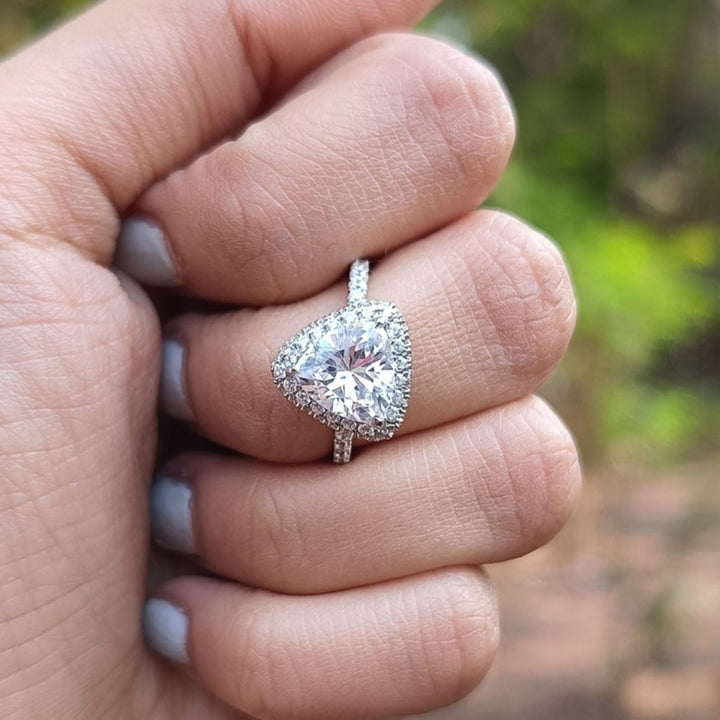 Mesmerising Trillion Cut Diamond Anniversary Ring