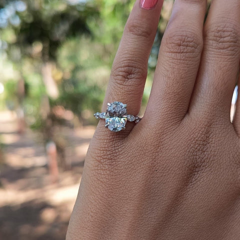 Spiral Oval Cut Diamond Anniversary Ring