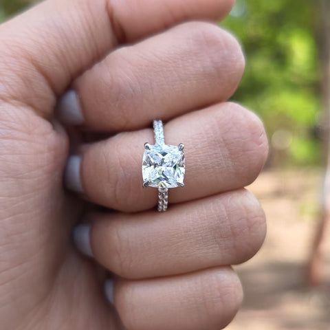 Amusing Cushion Cut Diamond Wedding Ring