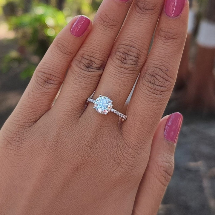 Bright Round Cut Diamond Handmade Ring