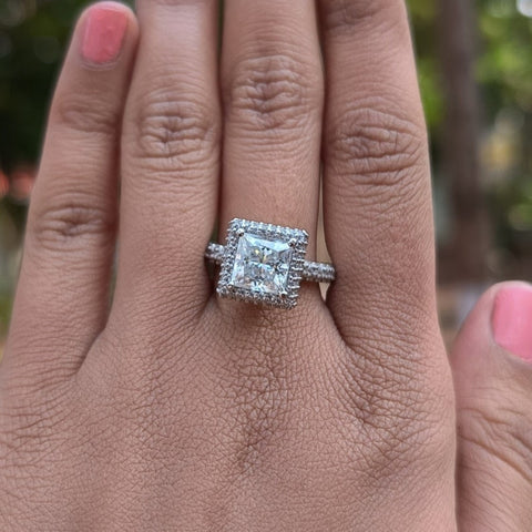 Nicety Princess Cut Diamond Engagement Ring