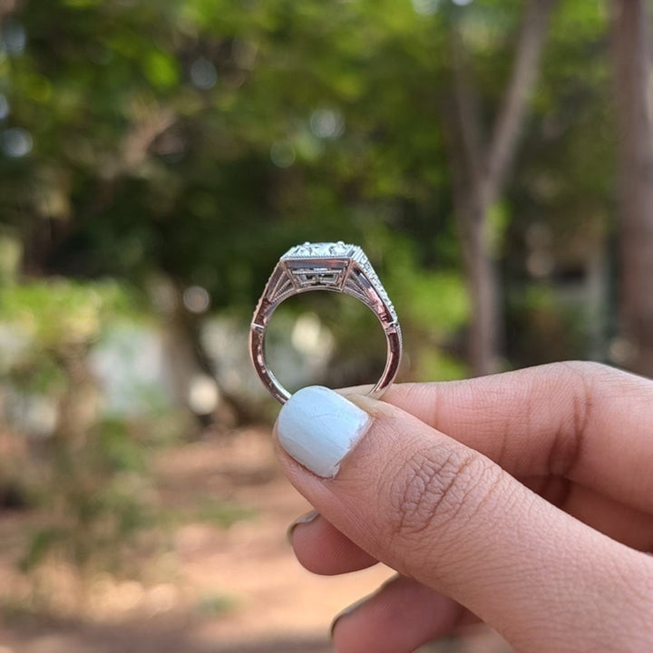 Dreamy Round Cut Diamond Wedding Ring