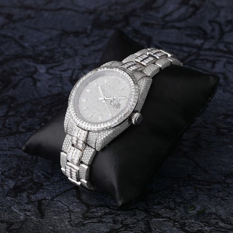 Moissanite 75.65 CT Round Cut Diamond Art Deco Watch