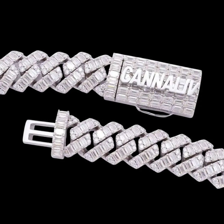 Round Moissanite Cuban Link Chain Radiant Weave in 14K White Gold Clasp View