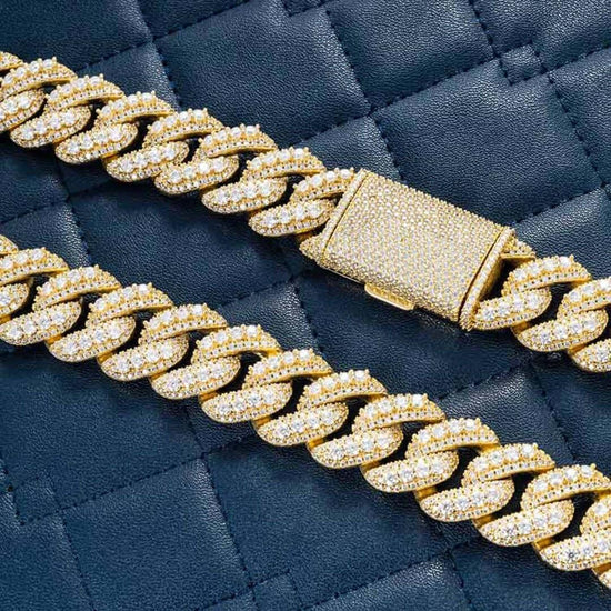 Round Moissanite Pavé Cuban Link Necklace in 14K Yellow Gold Clasp View