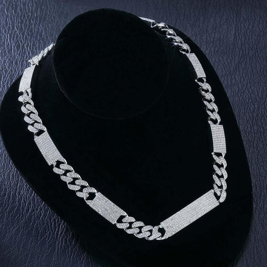 Round Moissanite Pavé Panel Cuban Link Necklace in 14K White Gold Close Up Neck View 